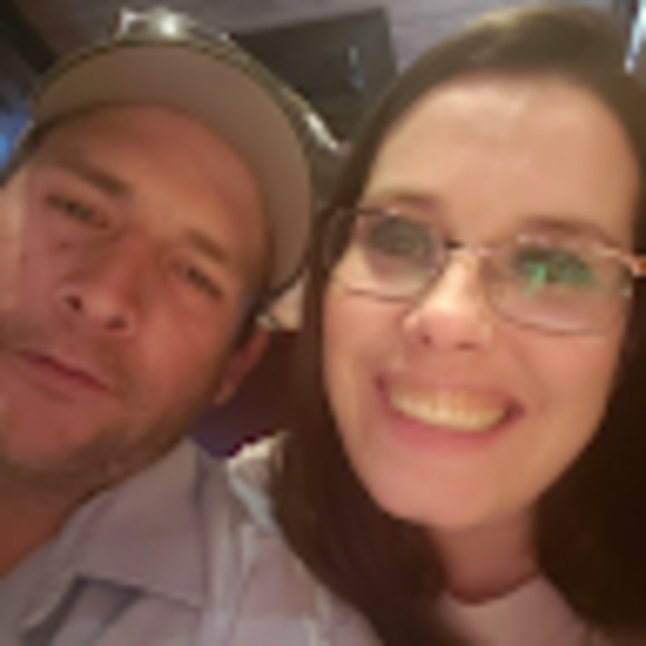 Meet your Posher, Alison - Picture 1 of 1